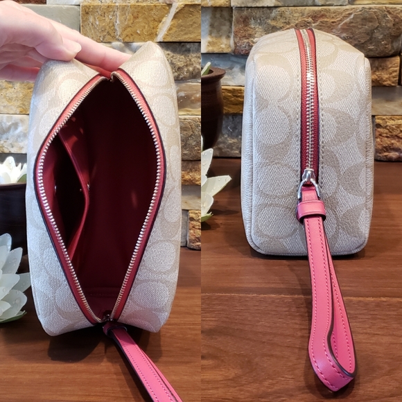 *SALE - last set!* NEW Coach Cosmetic & Wristlet - Picture 5 of 7